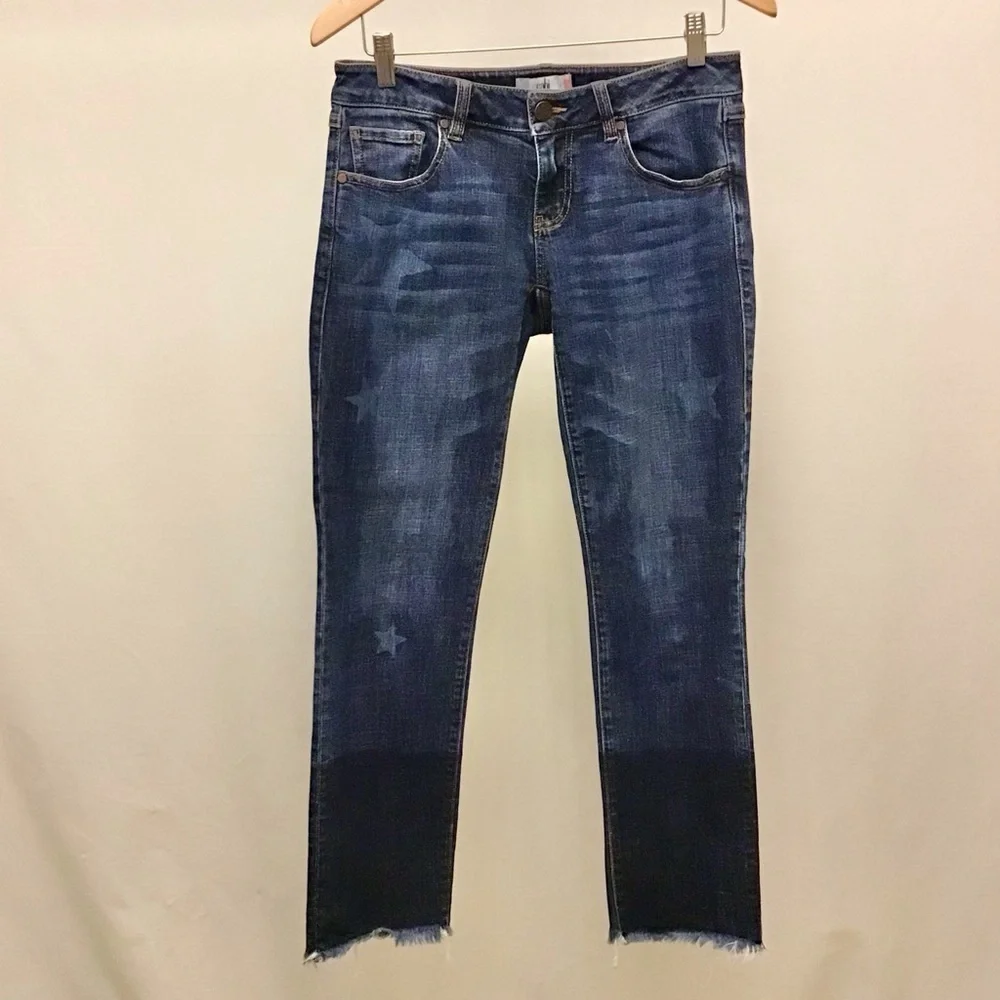 Cabi 2 Slim Boyfriend Two Tone Stars Women’s Jeans Frayed Hems Cropped Stretch